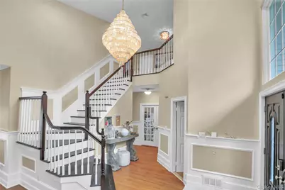 7 Sweet Briar Path, Lake Grove, NY 11755 - Photo 2