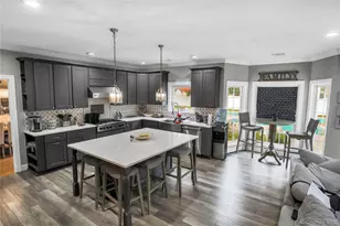 7 Sweetbriar Path, Lake Grove, NY 11755 - Photo 6