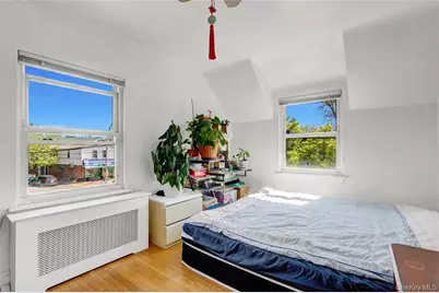 34-08 Murray Lane, Flushing, NY 11354 - Photo 10