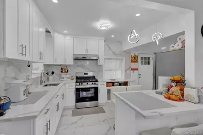 34-08 Murray Lane, Flushing, NY 11354 - Photo 4