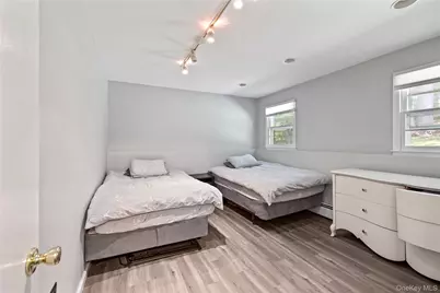 29 Skylark Drive, Monsey, NY 10977 - Photo 34