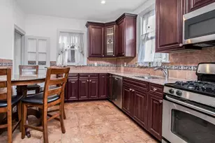 1813 Willow Ln, Bronx, NY 10461 - Photo 16