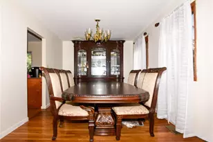 29 Andover Dr, Deer Park, NY 11729 - Photo 4