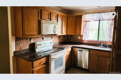 18 Fox Run #18, South Salem, NY 10590 - Photo 6