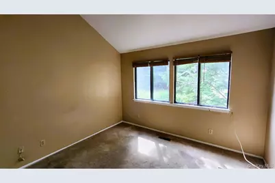 18 Fox Run #18, South Salem, NY 10590 - Photo 12
