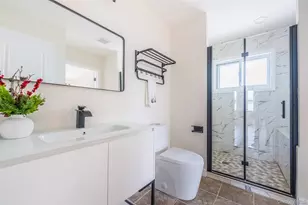 248 Kennedy Ave, Hempstead, NY 11550 - Photo 16