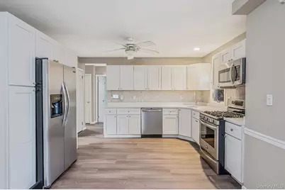 23 Dellmarie Lane, Nesconset, NY 11767 - Photo 10