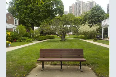 264-17 Langston Avenue #2nd fl, Glen Oaks, NY 11004 - Photo 2