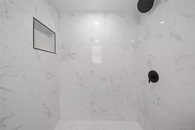 11942 189th Street, Saint Albans, NY 11412 - Photo 16