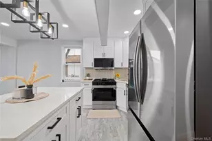 119-42 189th St, Saint Albans, NY 11412 - Photo 6