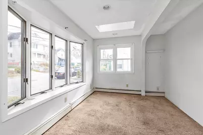 8 Jackson Street, Glen Cove, NY 11542 - Photo 4