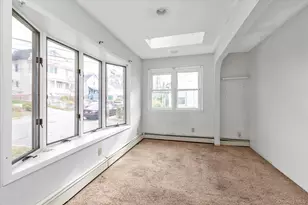 8 Jackson St, Glen Cove, NY 11542 - Photo 4