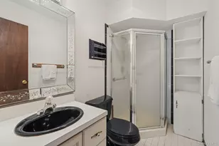 24 Brenda Ln, Bardonia, NY 10954 - Photo 20