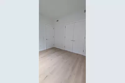 135 E 47th Street #21A, New York, NY 10017 - Photo 6