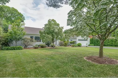 4 Wagon Wheel Road, Mamaroneck, NY 10543 - Photo 2