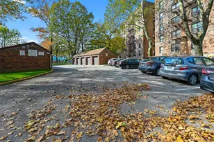 80-35 Springfield Blvd, Oakland Gardens, NY 11364 - Photo 20