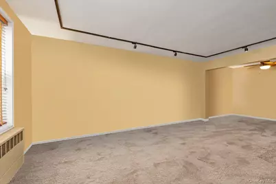 80-35 Springfield Blvd #4F, Oakland Gardens, NY 11364 - Photo 12