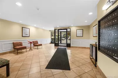 679 Warburton Avenue #1M, Yonkers, NY 10701 - Photo 12