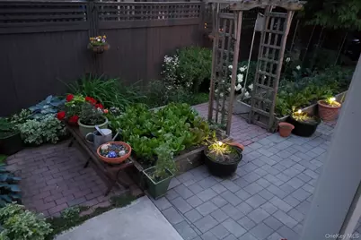 361 Albany Avenue, Kingston, NY 12401 - Photo 42