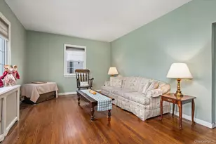 2271 Locust St, Merrick, NY 11566 - Photo 6