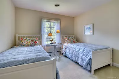 2180 Kerwin Boulevard, Greenport, NY 11944 - Photo 10