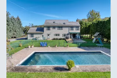 2180 Kerwin Boulevard, Greenport, NY 11944 - Photo 2