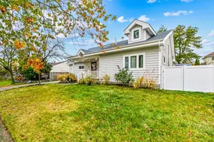 5 Terry Ln, Plainview, NY 11803 - Photo 26