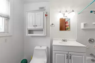 590 Langley, West Hempstead, NY 11552 - Photo 14