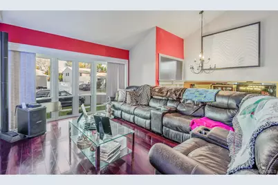 287 Clearmeadow Drive, East Meadow, NY 11554 - Photo 24