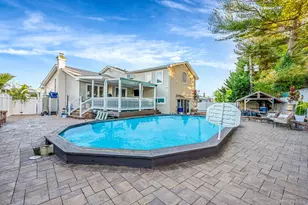 287 Clearmeadow Dr, East Meadow, NY 11554 - Photo 2