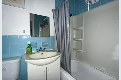 11106 Farmers Boulevard, Saint Albans, NY 11412 - Photo 6