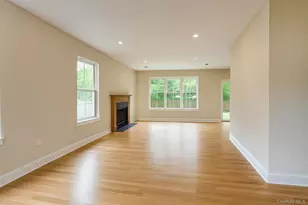 12 Fox Run Ct, Ridge, NY 11961 - Photo 8