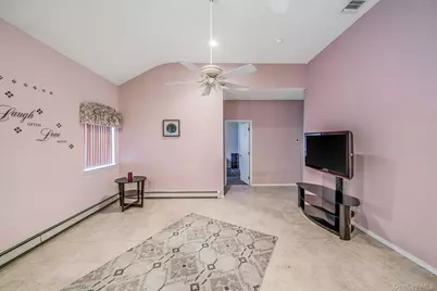 1 Monaco Court, Ronkonkoma, NY 11779 - Photo 10