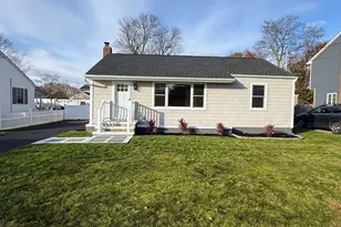 55 Terry Rd, Patchogue, NY 11772 - Photo 2