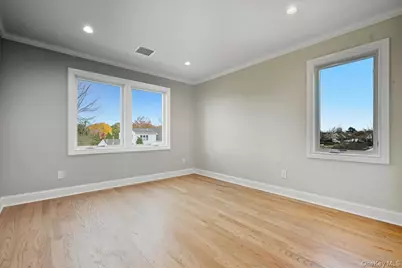 39 Cobalt Lane, Westbury, NY 11590 - Photo 28