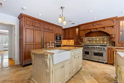 103 Pleasant Ridge Road, Harrison, NY 10528 - Photo 12