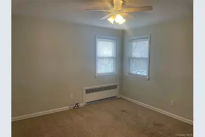 147-38 Grand Central Parkway, Kew Gardens, NY 11435 - Photo 4