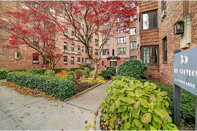 35 Parkview Avenue #6K, Bronxville, NY 10708 - Photo 2
