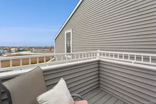 352 Marina Pointe Dr, East Rockaway, NY 11518 - Photo 26