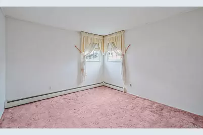 98 Rose Place, Selden, NY 11784 - Photo 12