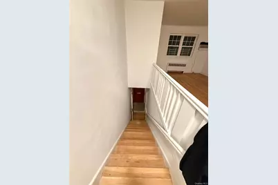 22406 Springfield Boulevard #7815 B, Oakland Gardens, NY 11364 - Photo 10