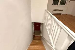 224-06 Springfield Blvd, Oakland Gardens, NY 11364 - Photo 10