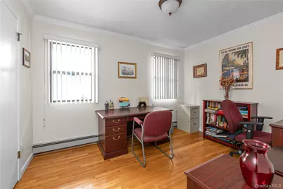 2T Coolidge Avenue, Glen Head, NY 11545 - Photo 16