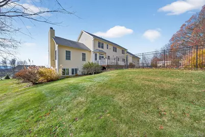 106 Fox Hill Run, Rock Tavern, NY 12575 - Photo 38