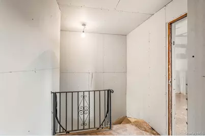 5739 57th Road, Maspeth, NY 11378 - Photo 16