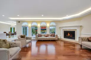 2 Old Bridge Ct, Melville, NY 11747 - Photo 12