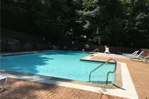 43 Foxwood Cir, Mount Kisco, NY 10549 - Photo 20