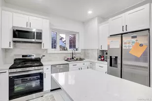 810 Wallace Ave, Baldwin, NY 11510 - Photo 12