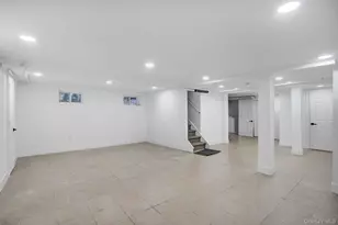 810 Wallace Ave, Baldwin, NY 11510 - Photo 32