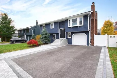 26 Norwich Street, Huntington Station, NY 11746 - Photo 2